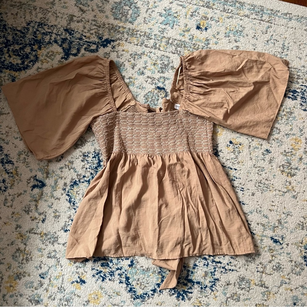 Vestique embroidered flowy top